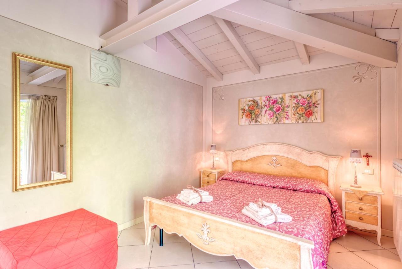 Villa Liberty Darfo Boario Terme Exterior photo